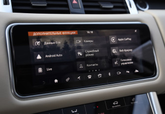 Подержанный автомобиль Land Rover Range Rover Sport 2021 года (16 фото)