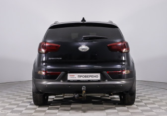 Подержанный автомобиль Kia Sportage 2014 года (6 фото)