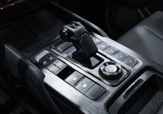 Подержанный автомобиль Haval H9 2024 года (27 фото)