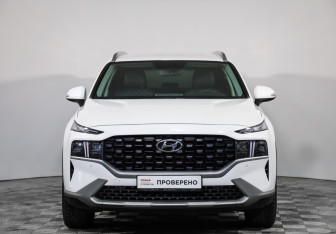 Подержанный автомобиль Hyundai Santa Fe 2023 года (2 фото)