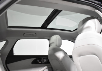 Подержанный автомобиль Exeed RX 2023 года (24 фото)