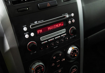 Подержанный автомобиль Suzuki Grand Vitara 2008 года (16 фото)