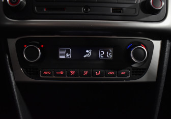 Подержанный автомобиль Volkswagen Polo Sedan 2018 года (15 фото)