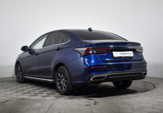 Подержанный автомобиль Omoda S5 2024 года (6 фото)