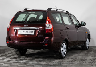 Подержанный автомобиль LADA (ВАЗ) Priora Wagon 2011 года (5 фото)