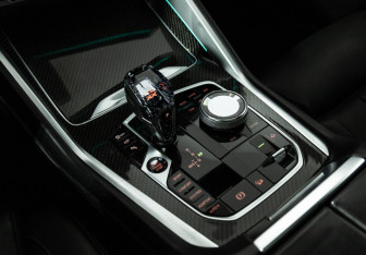 Подержанный автомобиль BMW X6 2020 года (20 фото)