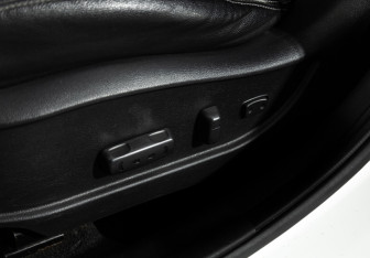 Подержанный автомобиль Hyundai Avante Sedan 2011 года (19 фото)