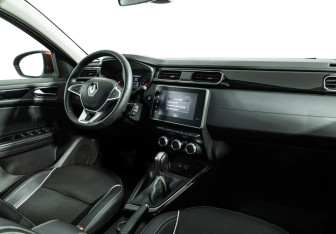 Подержанный автомобиль Renault Arkana 2019 года (9 фото)