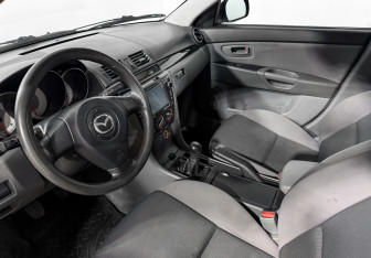 Подержанный автомобиль Mazda 3 Sedan 2008 года (9 фото)