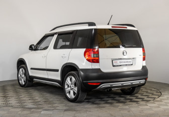 Подержанный автомобиль Skoda Yeti 2011 года (7 фото)