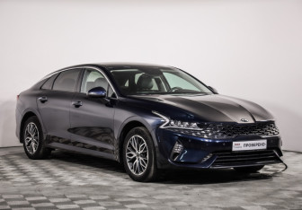 Подержанный автомобиль Kia K5 2021 года (3 фото)