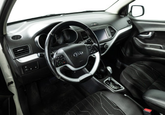 Подержанный автомобиль Kia Picanto 2015 года (11 фото)