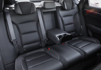 Подержанный автомобиль Geely Tugella 2023 года (35 фото)
