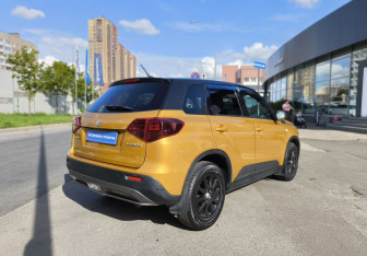 Подержанный автомобиль Suzuki Vitara 2019 года (4 фото)