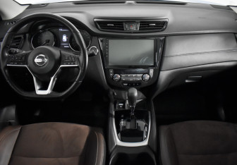 Подержанный автомобиль Nissan Qashqai 2021 года (15 фото)