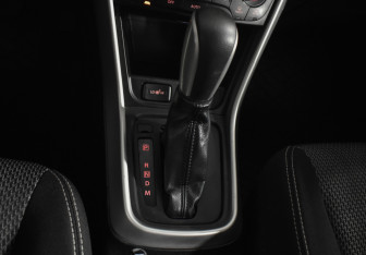 Подержанный автомобиль Suzuki SX4 Hatchback 2014 года (16 фото)