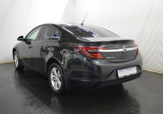 Подержанный автомобиль Opel Insignia Sedan 2014 года (7 фото)