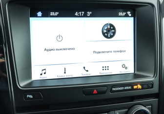 Подержанный автомобиль Ford Explorer 2018 года (13 фото)