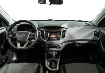 Подержанный автомобиль Hyundai Creta 2017 года (13 фото)
