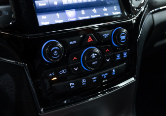 Подержанный автомобиль Jeep Grand Cherokee 2019 года (20 фото)