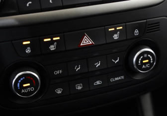 Подержанный автомобиль Kia Venga 2015 года (18 фото)