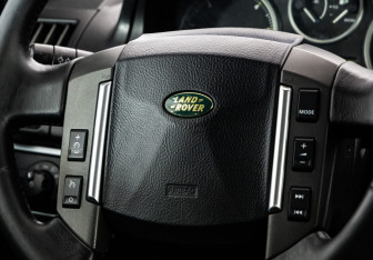 Подержанный автомобиль Land Rover Freelander 2007 года (12 фото)