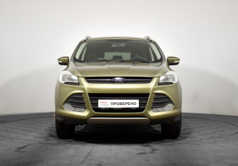 Подержанный автомобиль Ford Kuga 2013 года (2 фото)