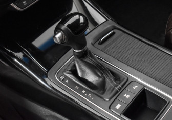 Подержанный автомобиль Kia Sorento 2017 года (17 фото)