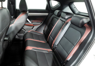 Подержанный автомобиль Belgee X50 2024 года (10 фото)