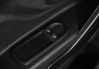 Подержанный автомобиль LADA (ВАЗ) XRAY 2017 года (18 фото)