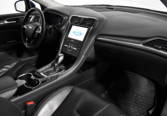 Подержанный автомобиль Ford Mondeo Sedan 2016 года (14 фото)