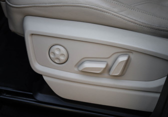 Подержанный автомобиль Audi Q5 2019 года (27 фото)