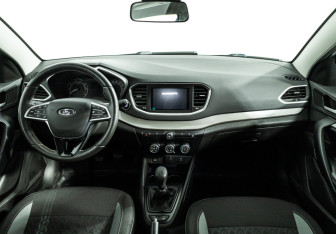 Подержанный автомобиль LADA (ВАЗ) Vesta Sedan 2023 года (13 фото)