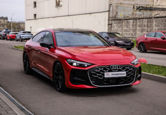 Подержанный автомобиль Audi A5 Liftback 2025 года (5 фото)
