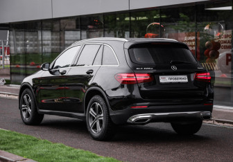 Подержанный автомобиль Mercedes-Benz GLC Coupe 2018 года (8 фото)
