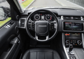 Подержанный автомобиль Land Rover Range Rover Sport 2018 года (14 фото)