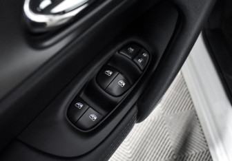 Подержанный автомобиль Nissan Qashqai 2019 года (10 фото)