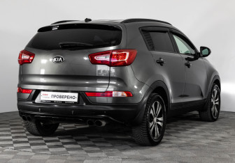 Подержанный автомобиль Kia Sportage 2012 года (5 фото)