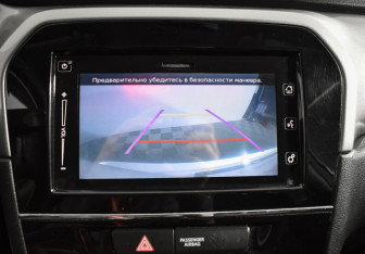 Подержанный автомобиль Suzuki Vitara 2015 года (15 фото)