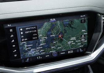 Подержанный автомобиль Volkswagen Touareg 2019 года (30 фото)