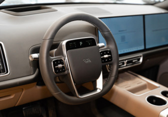 Новый LiXiang L7 2025 (10 фото)