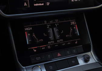 Подержанный автомобиль Audi A6 Wagon 2019 года (22 фото)