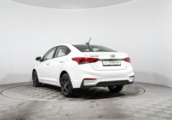 Подержанный автомобиль Hyundai Solaris Sedan 2017 года (7 фото)
