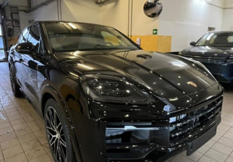 Новый Porsche Cayenne 2025 (2 фото)