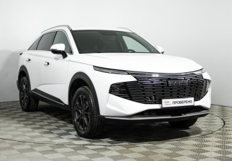 Подержанный автомобиль Haval F7 2025 года (3 фото)