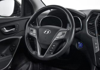 Подержанный автомобиль Hyundai Santa Fe 2013 года (14 фото)