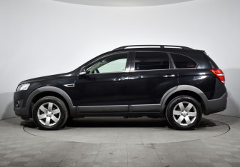 Подержанный автомобиль Chevrolet Captiva 2014 года (8 фото)