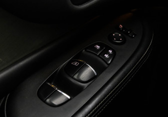 Подержанный автомобиль Nissan Murano Suv 2018 года (18 фото)