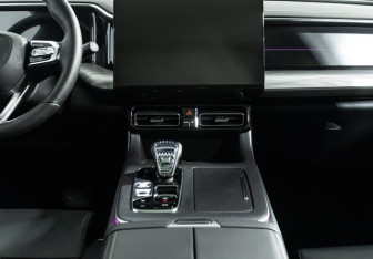 Подержанный автомобиль GAC GS8 2023 года (14 фото)