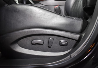 Подержанный автомобиль Infiniti QX50 2016 года (17 фото)